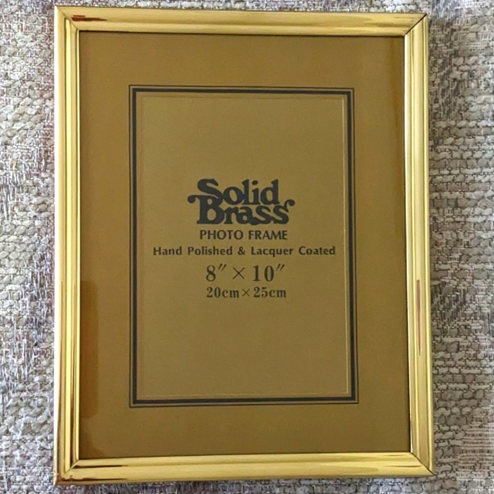 Vintage Solid Brass Picture Frame Hand-Polished, Lacquer-Coated, 8 x 10" NWOT